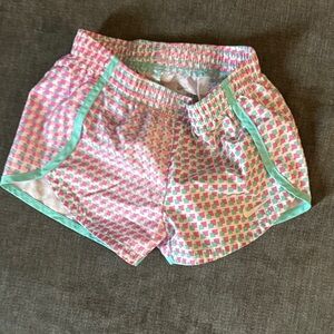 Toddler Girl NIKE Colorful Geometric Patterned Shorts